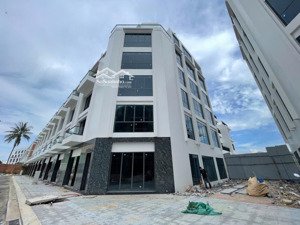 sf hiếm - bán nhà lô góc kdc cồn tân lập (kđt sông đà) nha trang, cách biển 50m