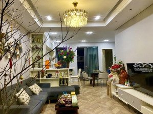 (giá chuẩn) bán căn 3pn-2wc 91m2 stellar garden, tầng trung, đủ nội thất, slot ô tô. giá 8,3 tỷ