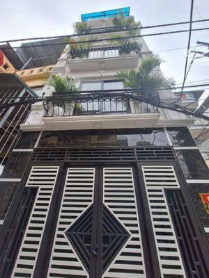 mậu lương, hà đông. chủ mót bán, giảm chào 300 triệu. nhà đẹp ở ngay 32m2 5t, lô góc. giá 5 tỷ