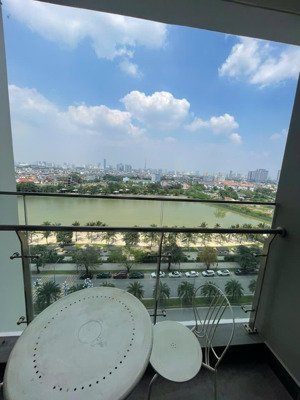 bán cc masteri west heights a, view hồ 5,5 tỷ, 55m2, 2n,2wc,p.tây mỗ . giá tốt nhất thị trường