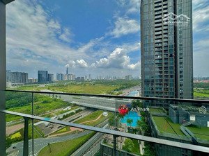 cho thuê căn góc 2pn nội thất cơ bản - view nhìn ra 2 hồ bơi thoáng mát