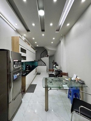 siêu phẩm âu cơ - tây hồ | ngõ thông gần ô tô full nội thất đẹp 45m2 giá 10.5 tỷ có thương lượng