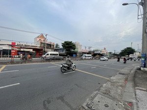 đất mặt tiền kinh doanh quốc lộ 13 hiệp bình phước, dt: 320m2 (6,2 x 52