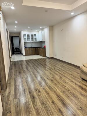 Cho thuê căn hộ chung cư Trương Định Complex 129 90m2 3pn 2wc đồ cơ bản 10tr/1 tháng