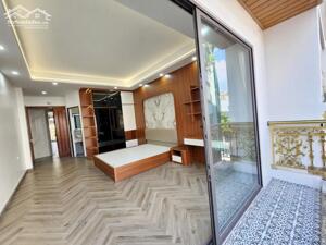 Siêu phẩm Láng Hạ 65m2, 8T thang máy mới, mặt tiền 4.8m Gara ô tô 36 tỷ hiếm Đống Đa