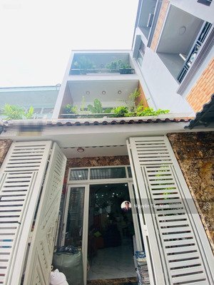 nhà đẹp đường lạc long quân, phường 11, quận tân bình. (dt: 4x15m 3 tầng). giá: 7.2 tỷ