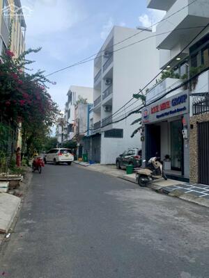 Nhà 3 Tầng mới đẹp HXH 6m đường Hiệp Bình ngay Chợ Hiệp Bình Chánh, DTSD 186m Bán gấp 8,x tỷ