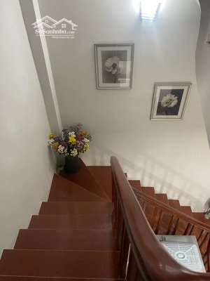 nhà đẹp lạc long quân- tây hồ, gần hồ tây lộng gió, dt30m2, mt4m, 5 tầng, 3 p. ngủ