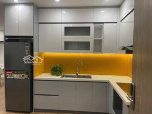 không mua căn này thì tiếc, 2pn + 1 vin smart full đồ sẵn sổ giao dịch 5,5 tỷ bao phí. 