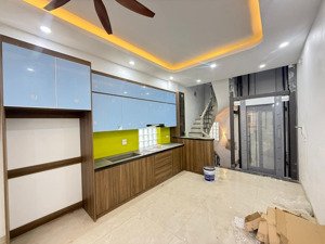 siêu phẩm thịnh quang thang máy full nội thất 2 mặt thoáng 5m ra ô tô