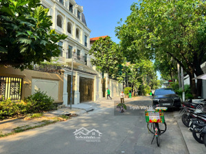 biệt thự 204 nguyễn văn hưởng - 382m2 - 88 tỷ