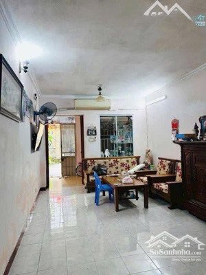 bán nhà tập thể cải tạo 3n-2w giá 4,89 tỷ quan hoa cầu giấy,tầng 1, ô tô đỗ cửa