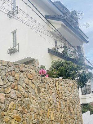 bán biệt thự ngỉ dưỡng tại thành phố đà lạt