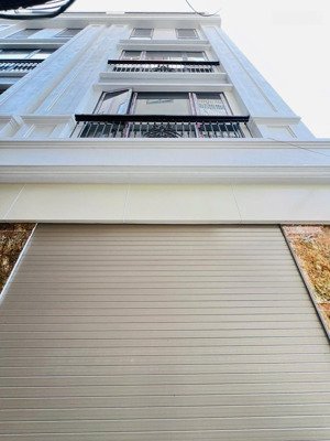 phố xuân thủy lô góc thoáng sáng 36m x 5 tầng trung tâm đại học ở ngay, giá hơn 8 tỷ!