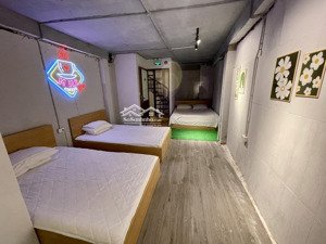 homestay 57 hàng bè lõi phố cổ 10 phòng 6 tầng