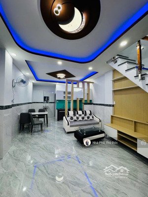 nhà mới 1 trệt 1 lầu siêu đẹp - siêu hiếm phước bình - đỗ xuân hợp - global city