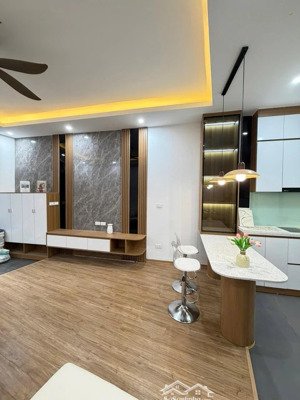siêu hiếm xuân phương 45m2 - đã xây 5 tầng - sổ đỏ chính chủ - 5.7 tỷ. 100m ra đường ô tô.