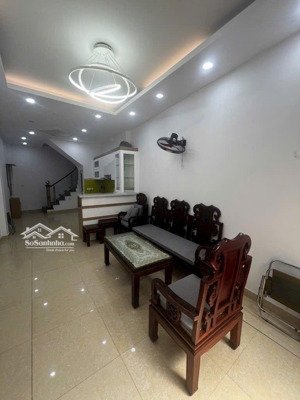 b.án nhà văn chương.38 m.5 tầng.sổ đỏ 6.9 tỷ.ngõ nông