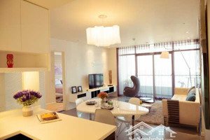 bán căn hộ watermark lạc long quân, 98m2, 2pn, full đồ, căn góc, view hồ, hướng nam thoáng mát.