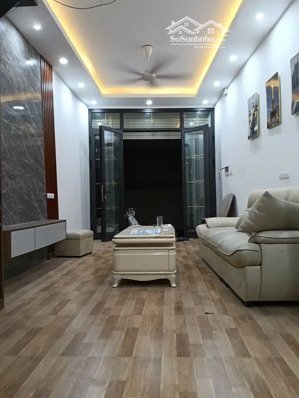 bán nhà đẹp phố quyết thắng ngõ nông oto đỗ cửa full nội thất gần phố, gần chợ