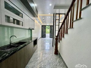 chính chủ bán nhà phân lô đình thôn 51m - 6tầng, oto đỗ cửa, 16tỷ