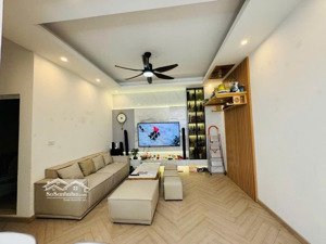 căn hộ tầng 3 siêu đẹp 2 ngủ 2 vs- chủ sửa để ở nay mua được nhà rộng hơn nên bán