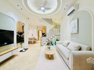 siêu phẩm! đẹp sang xịn mịn 6*10m 2 tầng sát lottemart 3pn full nt cao cấp gần sân bay chỉ 4.9x tỷ