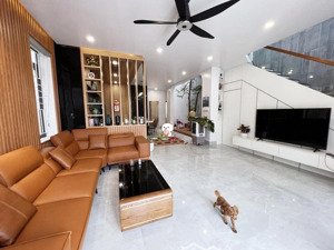 ngang khủng: 8m (~100m2) cung đường vip - thạch thị thanh, tân định, q.1 chỉ 15 tỷ tl, 