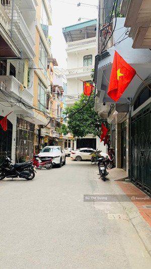 hoàng quốc việt, 6 tầng, mt 5.1m, 2 thoáng, tm, 26.5tỷ.