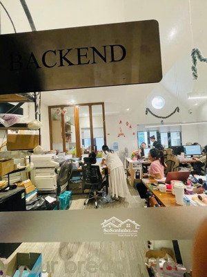 hiếm có! nhà 108m2 ,gần hồ nam đồng ,ngõ ô tô, mặt tiền rộng, sổ vuông, không quy hoạch chỉ 32,3 tỉ