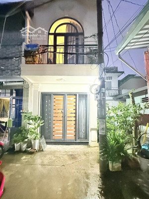 bán nhà nguyễn khoái quận 4 - 35m2 - 2 tấm đúc thật - chỉ 3 tỷ nhỉnh - khu dân trí cao an ninh