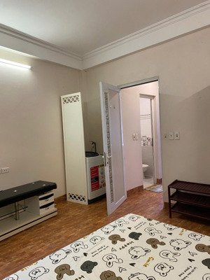 1n1k hoặc 2 ngủ ở khâm thiên 7tr