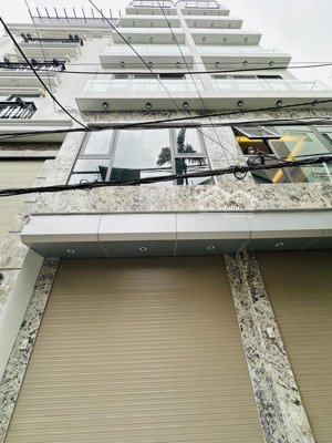 siêu phẩm ngọc thuỵ gần cầu long biên, 7 tầng thang máy , gara ô tô , giá đẹp 12 tỉ hơn