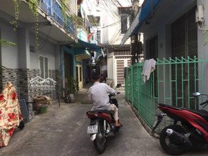 bán nhà cấp 4 trung tâm tp nha trang hẻm ô tô hùng vương phố tây sầm uất