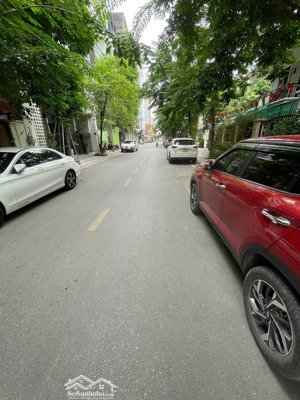 bán căn phân lô kinh doanh tại trung tâm cầu giấy 4 tầng 40m2 ô tô tránh nhau sát phố lớn