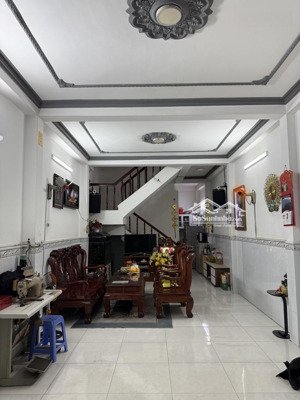 bán nhà lạc long quân 56.7m2 hxh đổ cửa bề thế nở hậu phát tài 6,8 tỷ