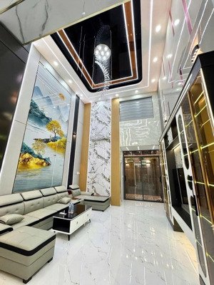 bán nhà siêu đẹp 4 lầu mới xây - đường 18m - 120m2 (6x20) chỉ nhỉnh 6 tỷ thương lượng