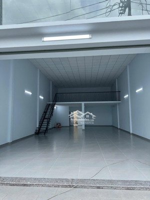 siêu vị trí vip ngay chợ vĩnh lộc, cách mặt tiền 50m đất 233m (207m thổ cư) cực hiếm