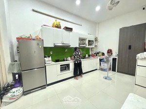 bán nhà hoàng hoa thám 22m2 2 tầng - 3.3 tỷ - trung tâm phú nhuận
