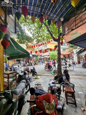 Bán nhà mặt phố Nguyễn Siêu 32m2 lô góc dòng tiển ổn định kinh doanh tốt 26 tỷ