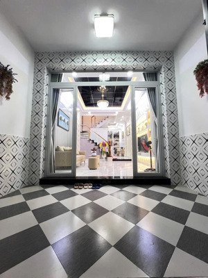 nhà 3 tầng/ sân rộng- huỳnh tấn phát- sát nam long trần trọng cung- 50 mv- nhỉnh 4 tỷ