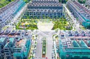 siêu phẩm biệt thự đơn lập có hầm cách đại học gtvt 15p di chuyển