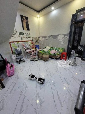 bán nhà hoàng hoa thám, ngang lớn 5m x 11m, 40m ra hxt tránh, giá 7,75 tỷ tl