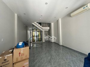 nhà 4 tầng thang máy đường số giao mai văn vĩnh bán 16.7 tỷ