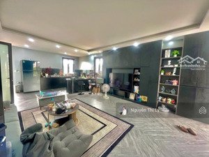 chủ bán gấp tòa nhà 215m2 mễ trì đường thông kinh doanh đỉnh view the matrix one