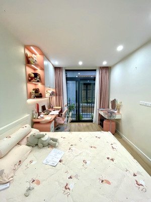 lạc long quân - phân lô 10m oto - ngõ thông - chờ thang - nhà đẹp dân xây 9.75 tỷ