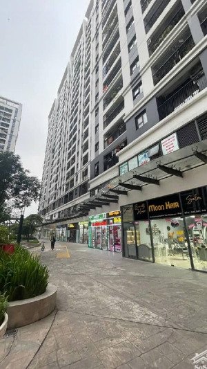 cực hiếm 85m; 2 tầng chân đế chung cư vinhome, kinh doanh đẳng cấp ngày đêm, 5.18 tỷ