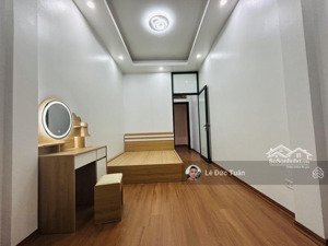 hiếm văn chương - văn miếu 10m ra oto, ngõ xe ba gác tránh, 40m x 5 tầng, mới đẹp giá hơn 7 tỷ