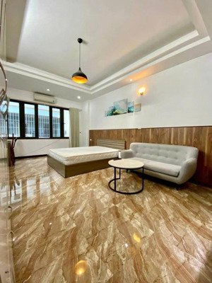 phân lô vip cầu giấy, 5t, 80m2, view hồ, ô tô tránh, kd đỉnh. giá giảm mạnh: 26.5 tỷ