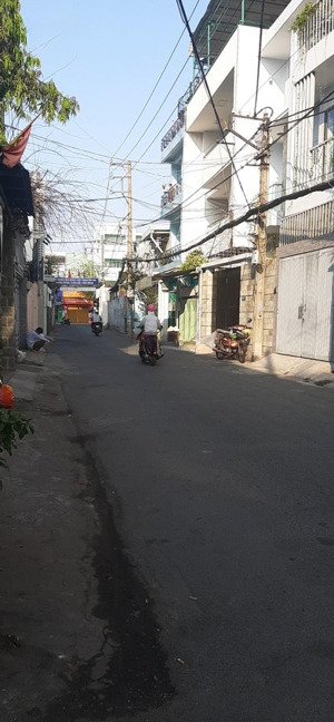 siêu phẩm hxh 482 lê quang định p11 (6,2x16m) xây mới trệt 3 lầu sân thượng giá 13.6 tỷ tl mạnh